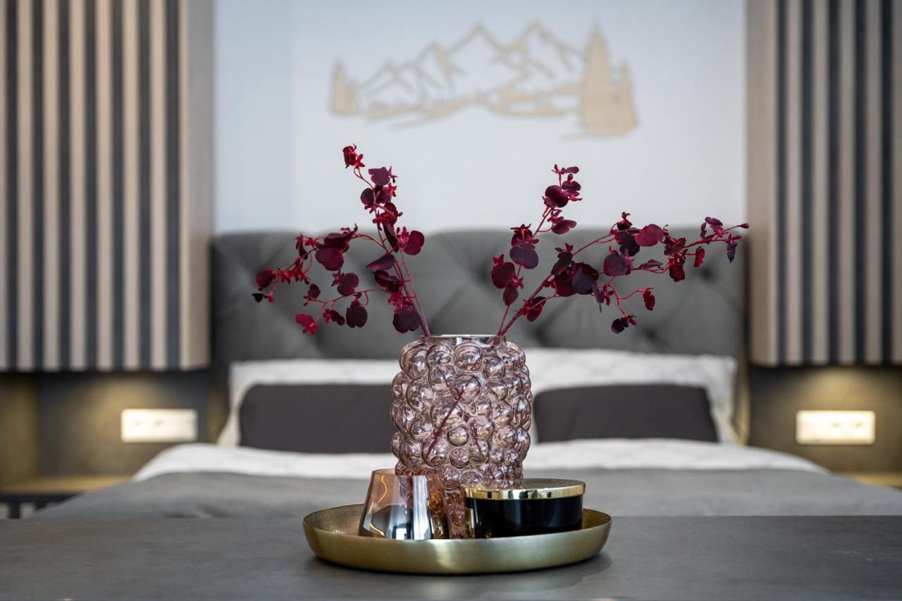 Chalet Pod Brdom - Apartments Ружомберок Экстерьер фото