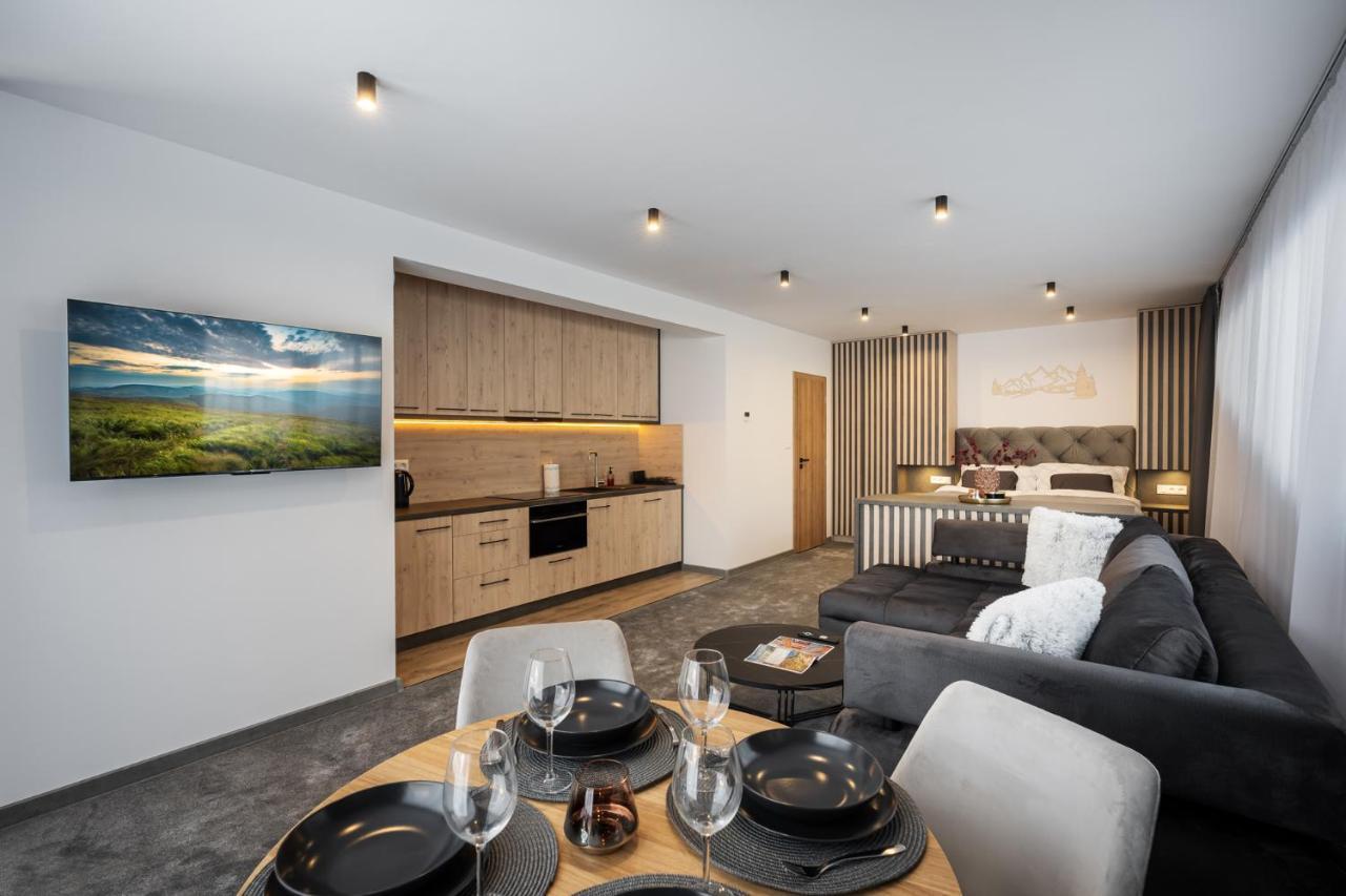 Chalet Pod Brdom - Apartments Ружомберок Экстерьер фото